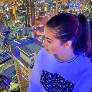 Meet your Posher, Marisa